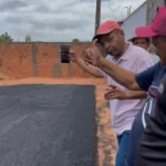 Ednilson do Kantão acompanha pavimentação do Residencial Olímpico e Raio de Sol: ”um sonho que está se tornando realidade”